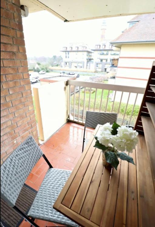 Apartment Le Gardien Du Phare : 4 Pers, Balcon Et Parking !