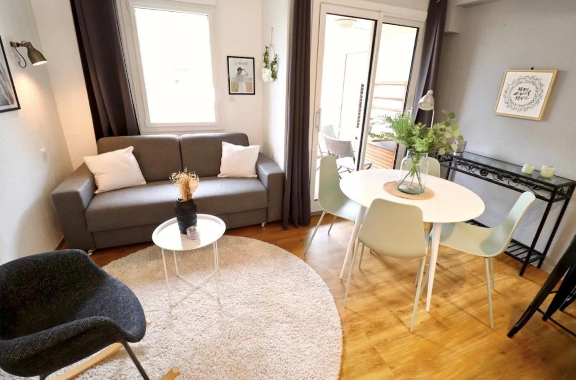 Apartment Le Gardien Du Phare : 4 Pers, Balcon Et Parking ! *